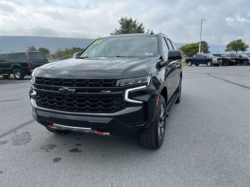 Used 2023 Chevrolet Tahoe Z71 w/ Z71 Off-Road Package image 3