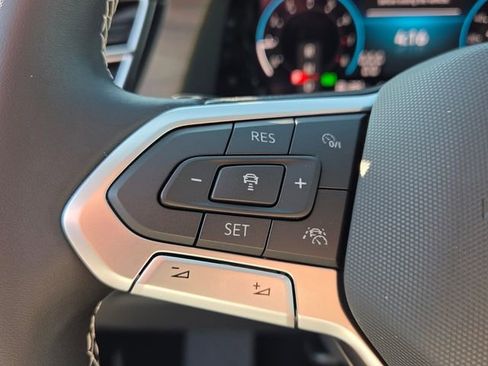 New 2026 Volkswagen Atlas SE image 26