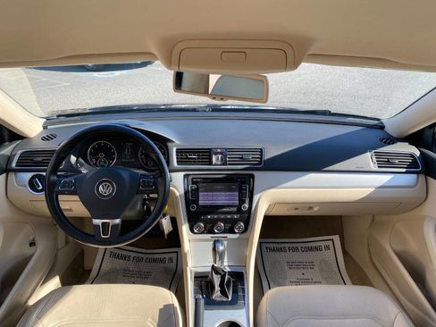 Used 2013 Volkswagen Passat 2.5 SE image 22