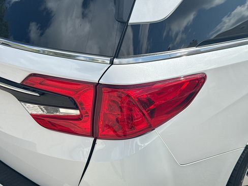 Used 2023 Honda Odyssey EX-L image 26