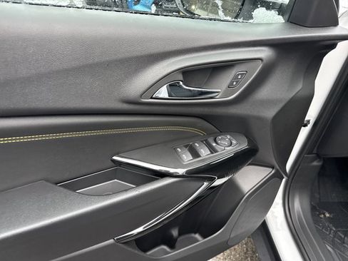 New 2026 Chevrolet Trax LT w/ LT Convenience Package image 15