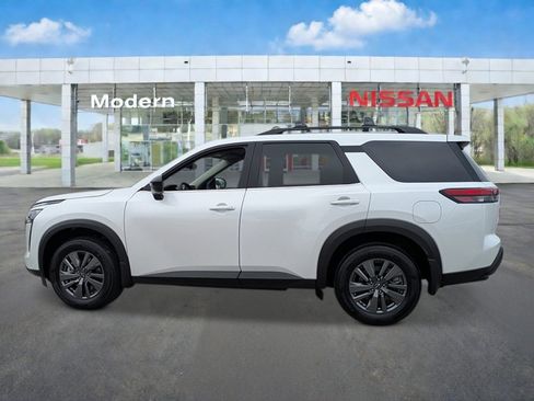 New 2026 Nissan Pathfinder SV FWD image 2