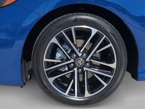 Used 2025 Toyota Camry XLE w/ Premium Plus Package FWD image 8
