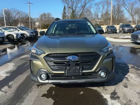 Used 2023 Subaru Outback Onyx Edition image 3