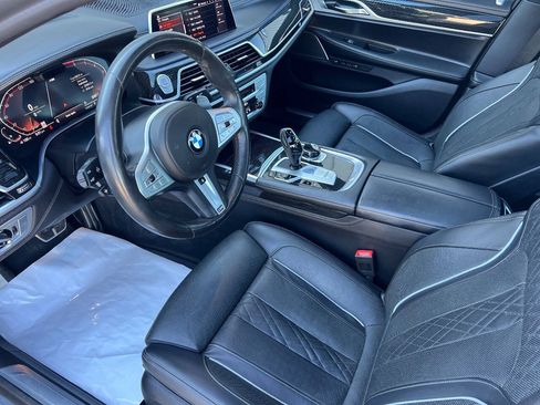 Used 2020 BMW 750i xDrive w/ Executive Package AWD/4WD image 15