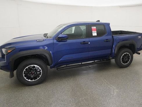 New 2025 Toyota Tacoma TRD Off-Road AWD/4WD image 24