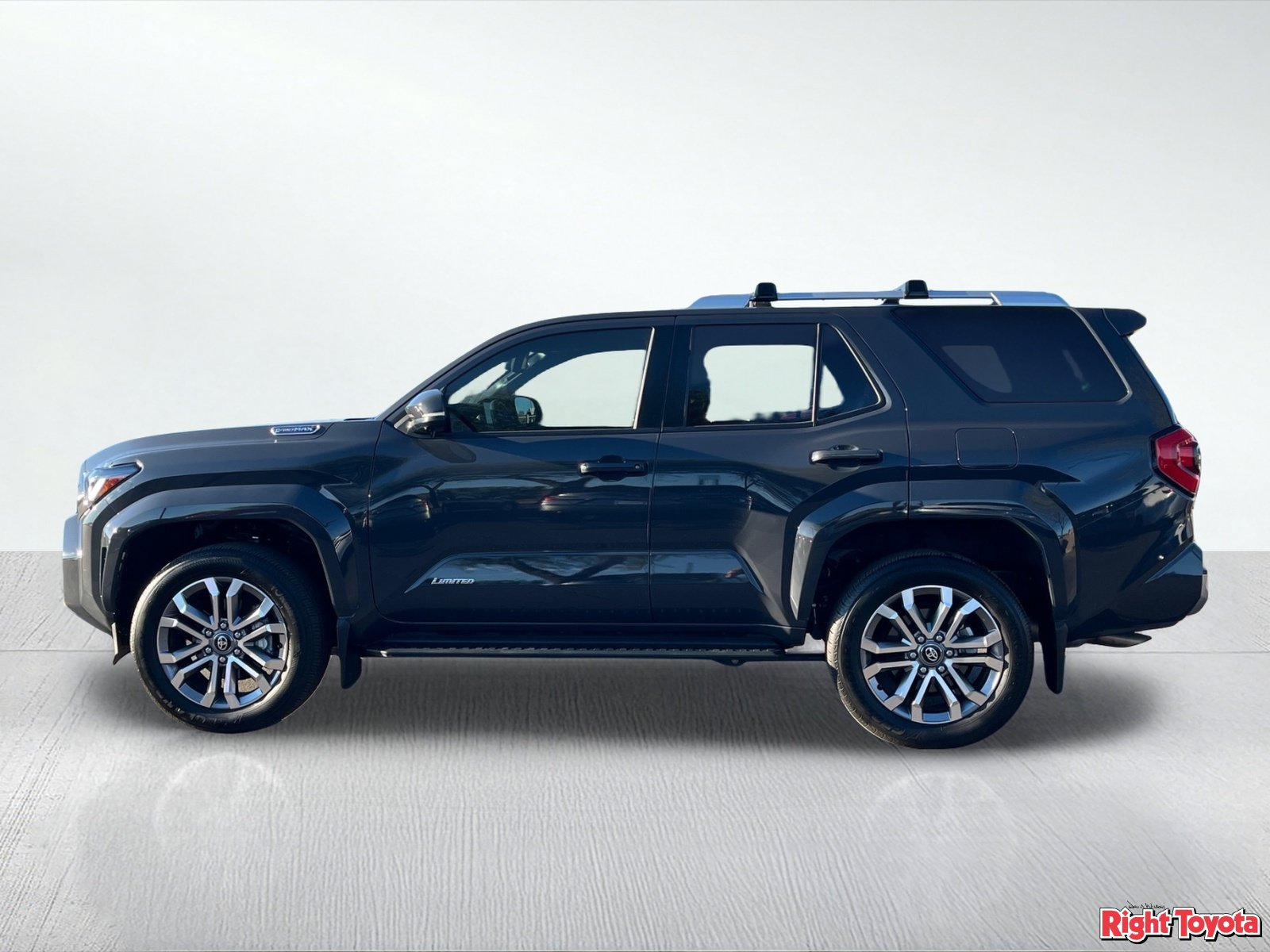 Certified 2026 Toyota 4Runner Limited w/ Tow Technology Package AWD/4WD image 4