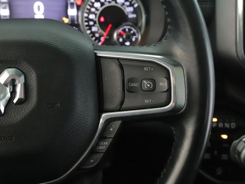 Used 2023 RAM 1500 Laramie AWD/4WD image 10