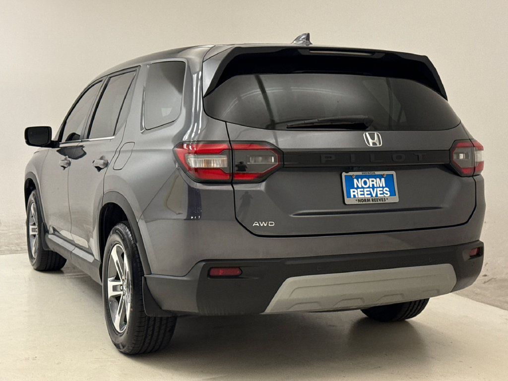 Certified 2025 Honda Pilot EX-L image 7