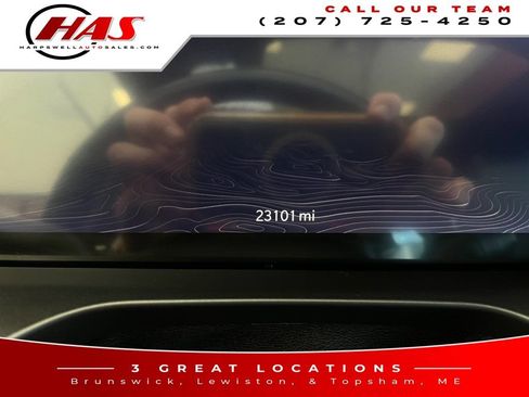 Used 2023 Jeep Grand Cherokee Summit w/ Adv Protech Group IV AWD/4WD image 16
