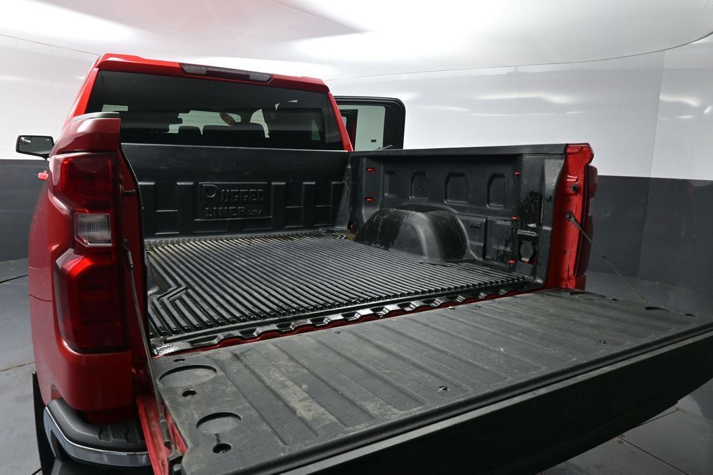 Used 2025 Chevrolet Silverado 1500 LT w/ Work Truck Package AWD/4WD image 24