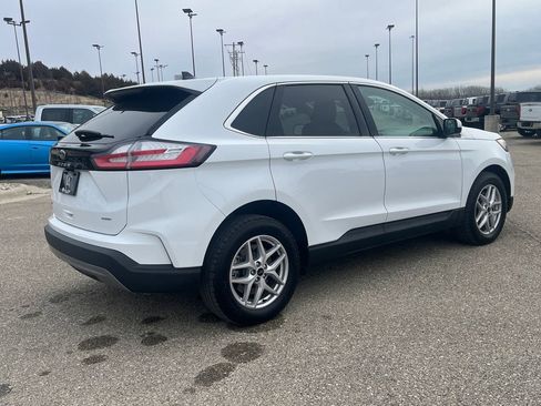 Used 2024 Ford Edge SEL AWD/4WD image 6