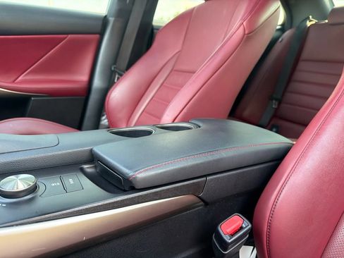 Used 2016 Lexus IS 350 RWD image 28