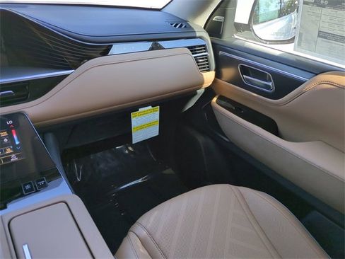 New 2026 INFINITI QX80 Luxe image 17