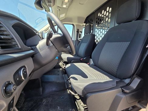 Used 2025 Ford Transit 250 Low Roof w/ Exterior Upgrade Package RWD image 23