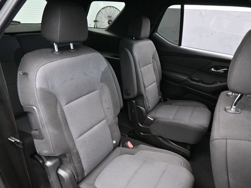 Used 2023 Chevrolet Traverse LT FWD image 47