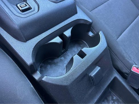 Used 2023 Chevrolet Colorado W/T image 28