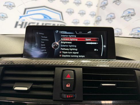 Used 2015 BMW M4 Convertible w/ Executive Package image 36