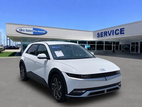 Certified 2023 Hyundai Ioniq 5 SEL w/ Cargo Package AWD/4WD image 2