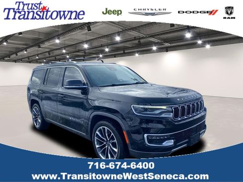 Used 2022 Jeep Wagoneer Series III w/ Premium Group I image 1