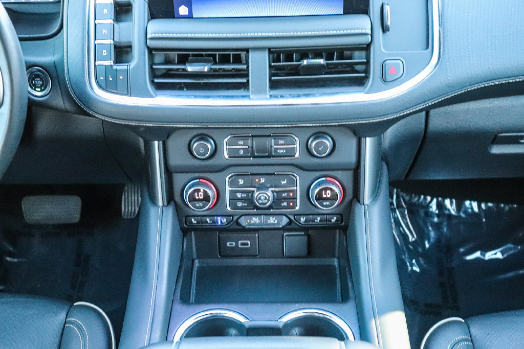 Used 2024 Chevrolet Tahoe Premier RWD image 13