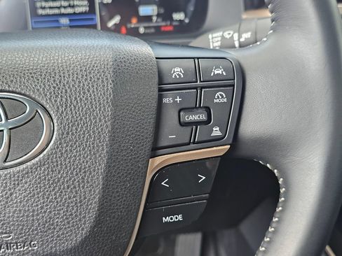 Certified 2024 Toyota Crown AWD/4WD image 28