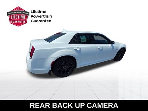 Used 2021 Chrysler 300 Touring L w/ Popular Equipment Group AWD/4WD image 8