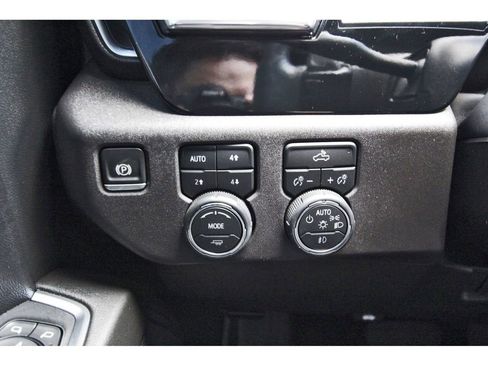 Used 2024 Chevrolet Silverado 1500 RST w/ Z71 Off-Road Package image 22