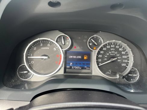 Used 2017 Toyota Tundra SR5 w/ TRD Off Road Package AWD/4WD image 13