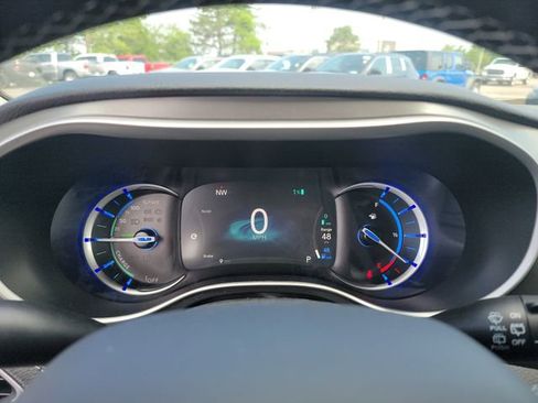 New 2023 Chrysler Pacifica Touring-L image 47