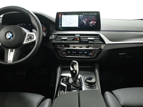 Used 2023 BMW 540i xDrive w/ Executive Package AWD/4WD image 9