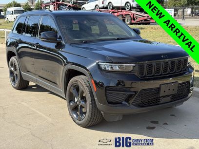 Used 2023 Jeep Grand Cherokee Altitude