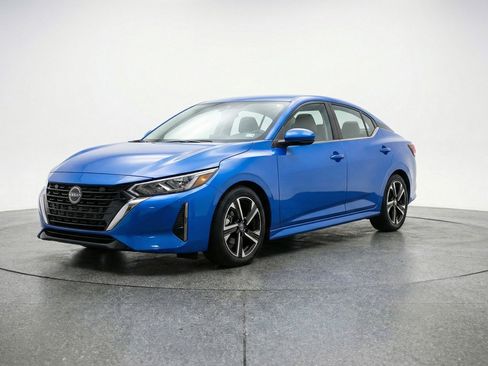Used 2025 Nissan Sentra SV FWD image 3
