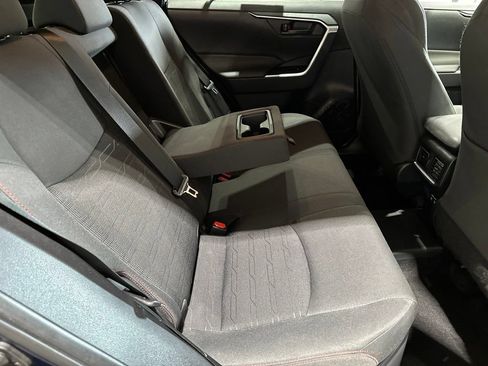 Used 2021 Toyota RAV4 SE w/ Weather & Moonroof Package AWD/4WD image 20