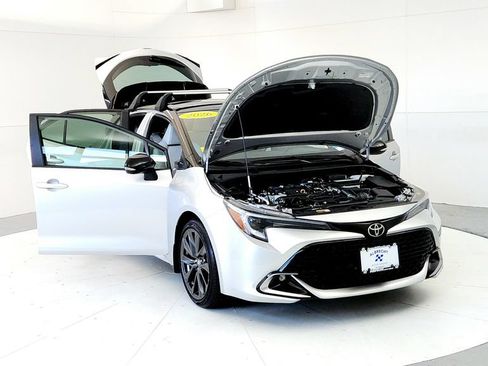 Used 2026 Toyota Corolla XSE FWD image 9
