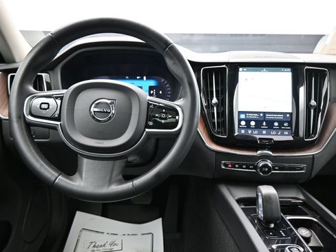 Used 2023 Volvo XC60 B5 Plus w/ Climate Package AWD/4WD image 14