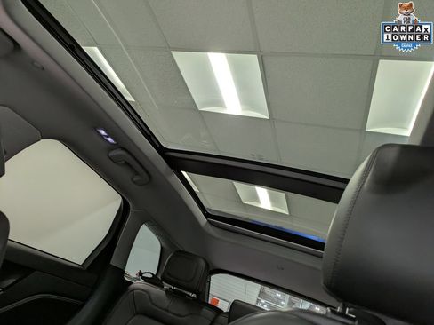 Used 2022 Lincoln Corsair AWD w/ Premium Package image 26