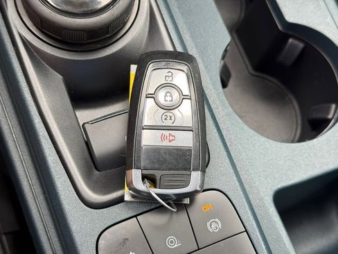 Certified 2024 Ford Maverick Lariat FWD image 16