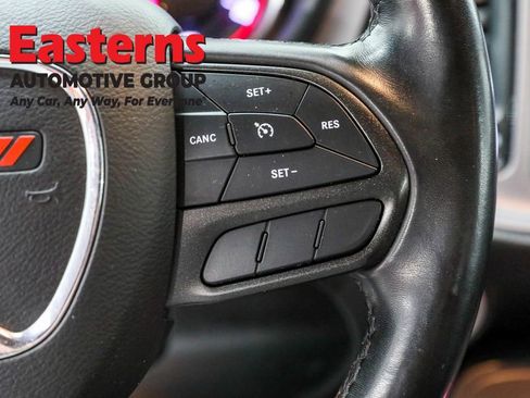 Used 2023 Dodge Challenger SXT image 16