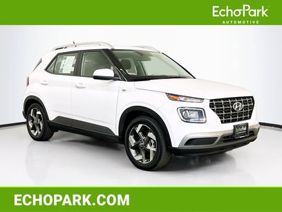 Used 2025 Hyundai Venue SEL