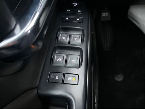 Used 2019 Chevrolet Silverado 1500 LT image 39