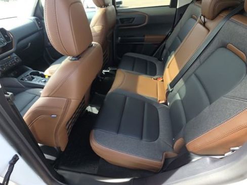 Used 2023 Ford Bronco Sport Outer Banks w/ Tech Package image 18