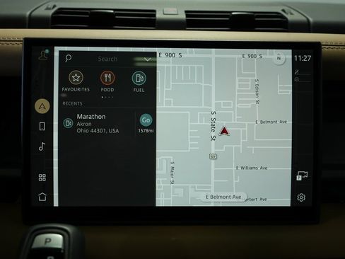 Used 2025 Land Rover Defender 110 X image 31