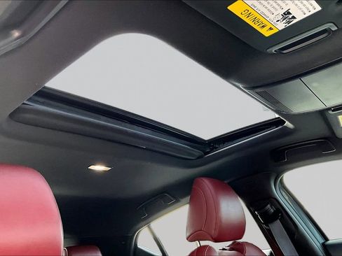 Used 2024 MAZDA MAZDA3 s image 22