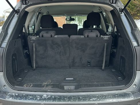 Certified 2020 Nissan Pathfinder SV image 7