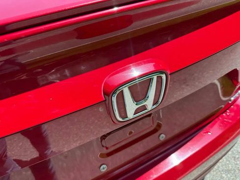 Used 2018 Honda Accord Sport image 13