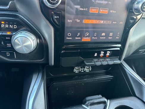 Used 2025 RAM 1500 Laramie AWD/4WD image 20