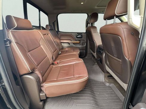 Used 2014 Chevrolet Silverado 1500 High Country w/ High Country Premium Package image 14