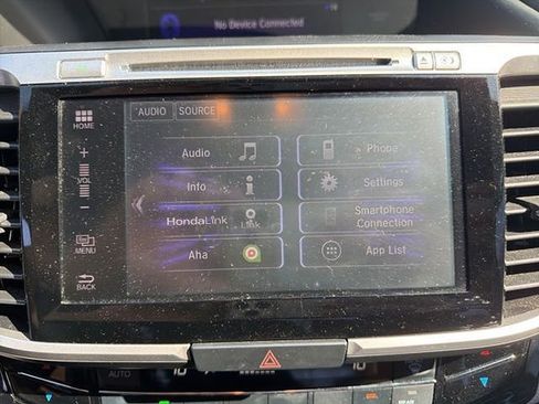 Used 2017 Honda Accord EX-L image 12