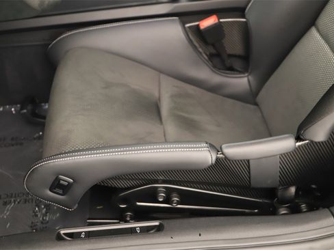 Used 2025 Porsche 911 GT3 RS image 20